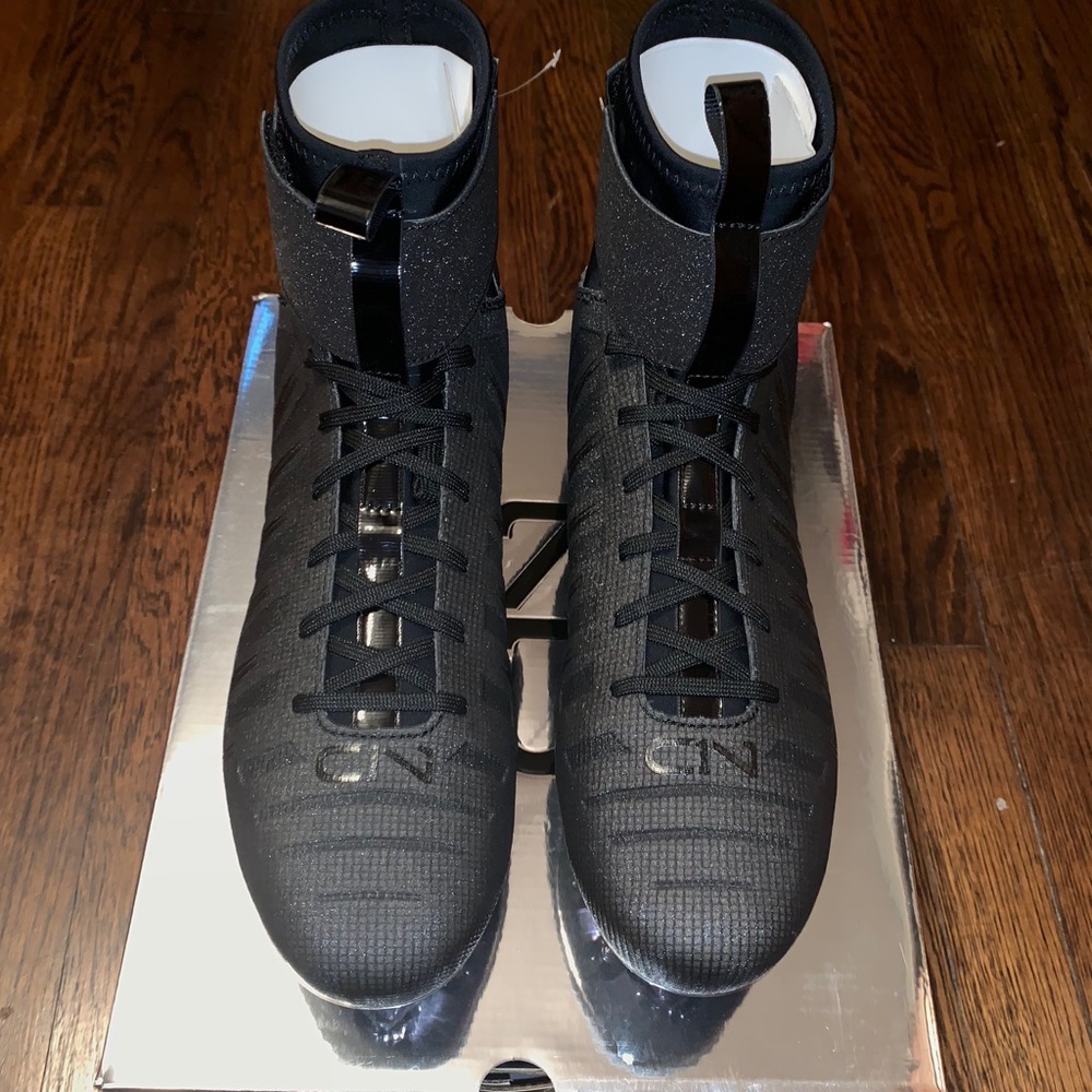 Mens Under Armor Football/Lacrosse Cleats